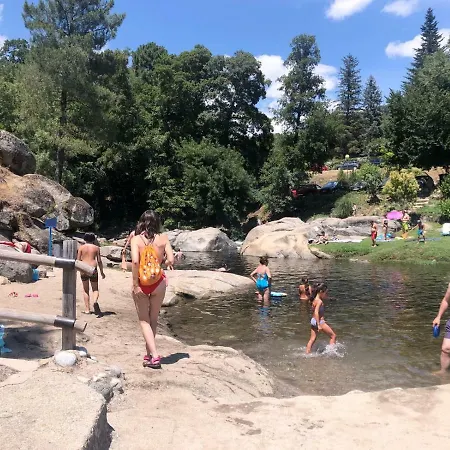 Casa Fuente Arriba * アレーナス・デ・サン・ペドロ